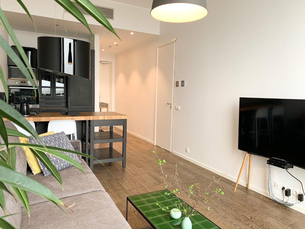 Orange Apartments Tower & Free Parking ทาลลินน์ ภายนอก รูปภาพ