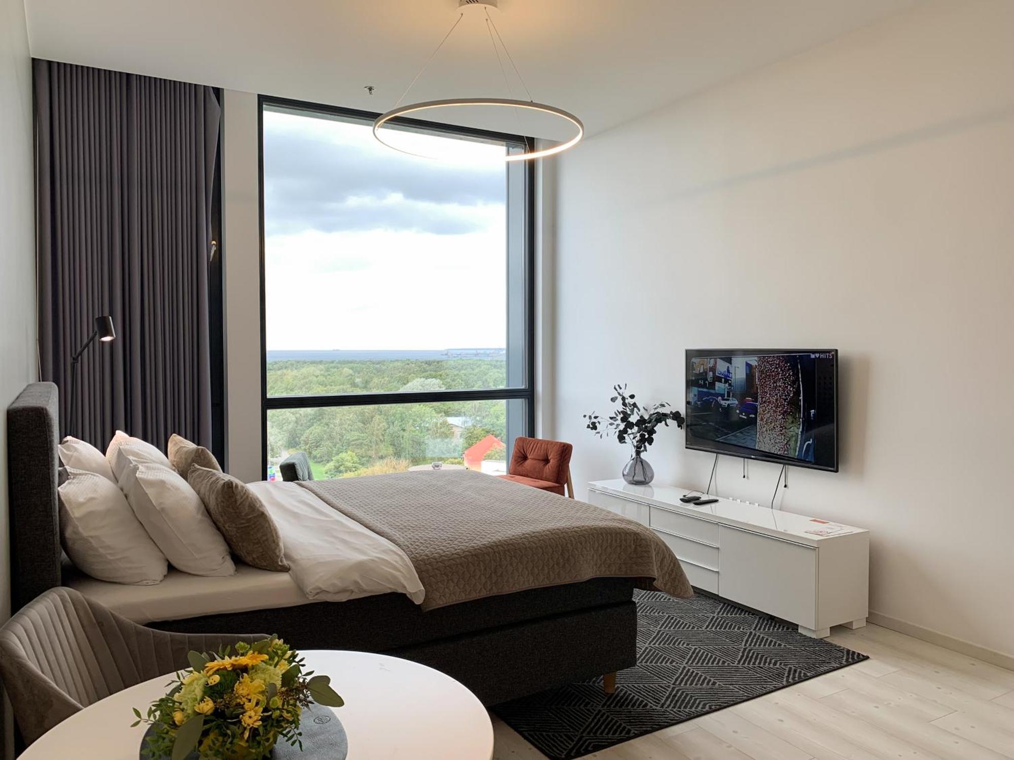 Orange Apartments Tower & Free Parking ทาลลินน์ ภายนอก รูปภาพ